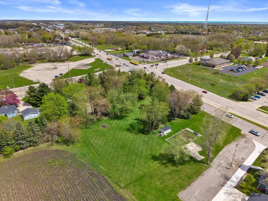 6401 60th St, Somers, WI 53144 - #3