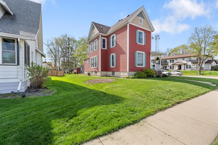 400 S Water St, Sparta, WI 54656 - #3