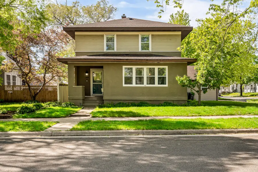 1404 Adams St, La Crosse, WI 54601 - #2