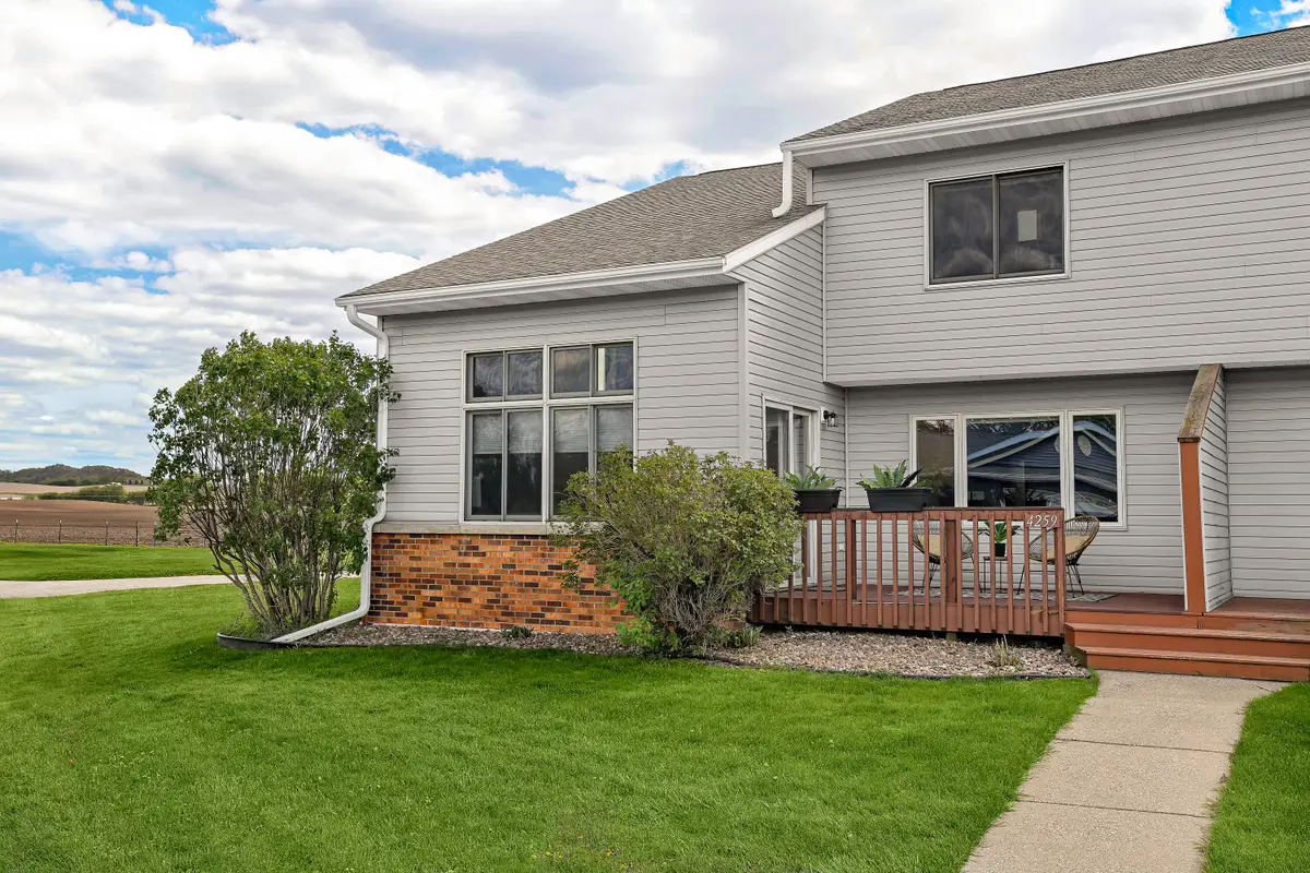 W4259 Ceresa Dr, West Salem, WI 54669 - #1