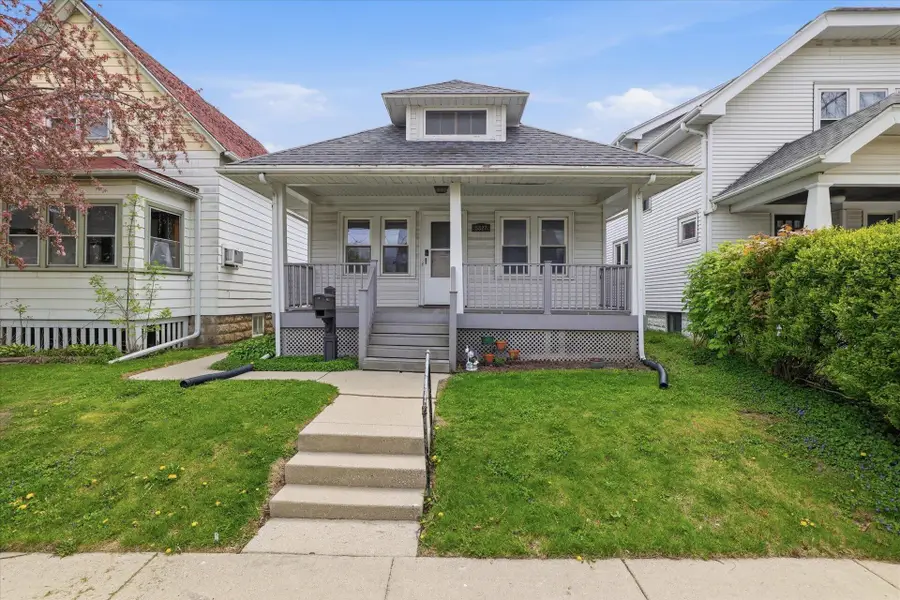 5827 W Rogers St, West Allis, WI 53219 - #2