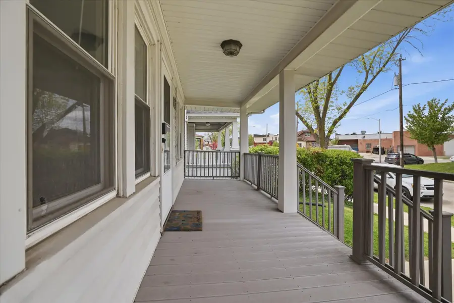 5827 W Rogers St, West Allis, WI 53219 - #3