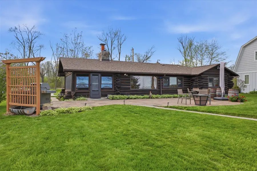 W322N7526 Reddelien Rd, Merton, WI 53029 - #2