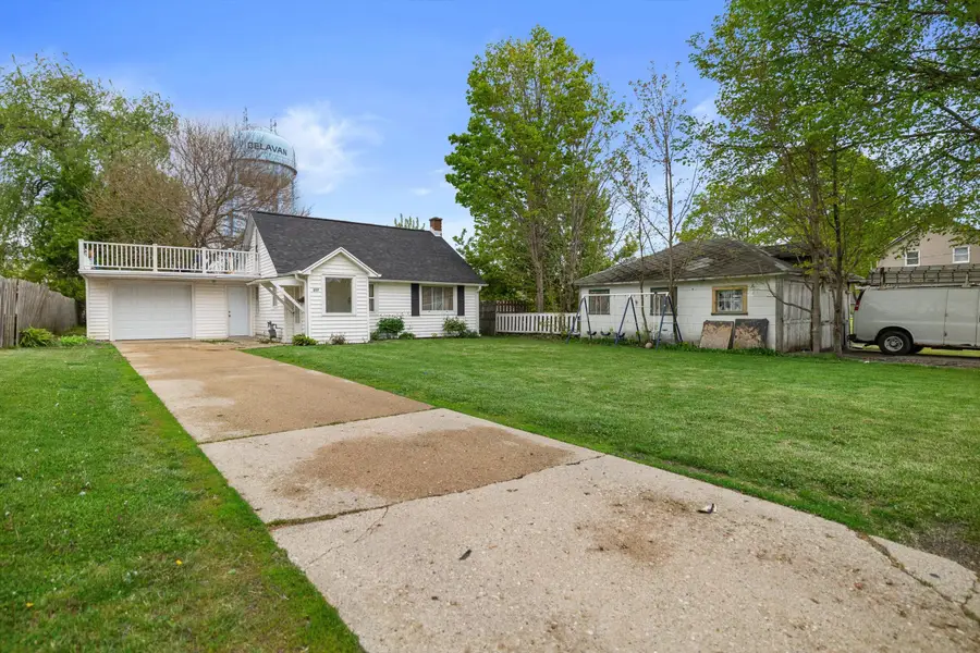 207 S Harrison St, Delavan, WI 53115 - #2