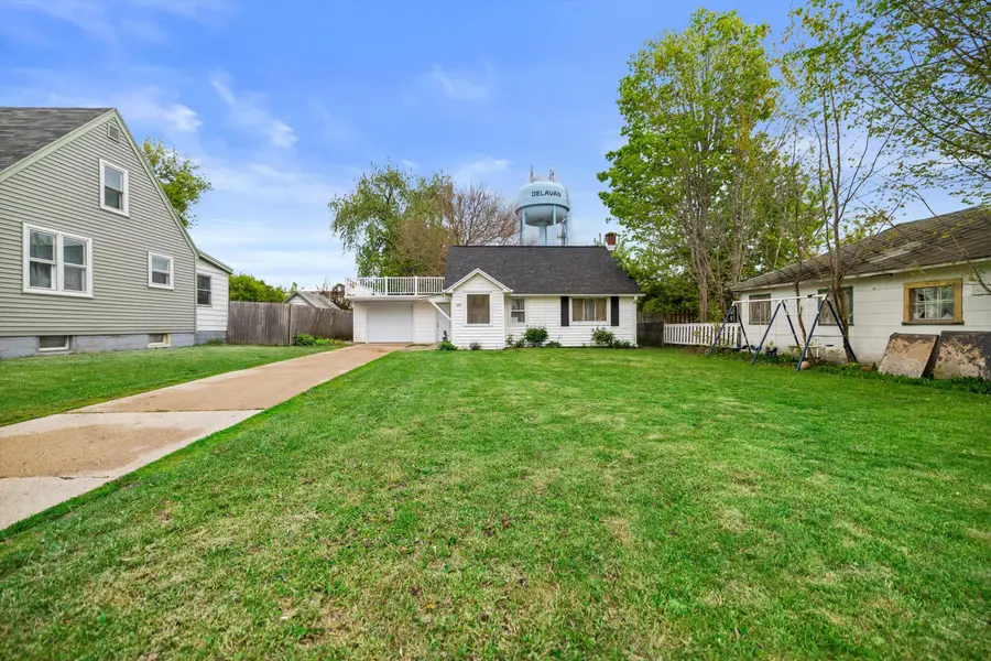 207 S Harrison St, Delavan, WI 53115 - #3