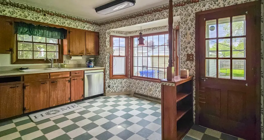 2726 84th St, Kenosha, WI 53143 - #3
