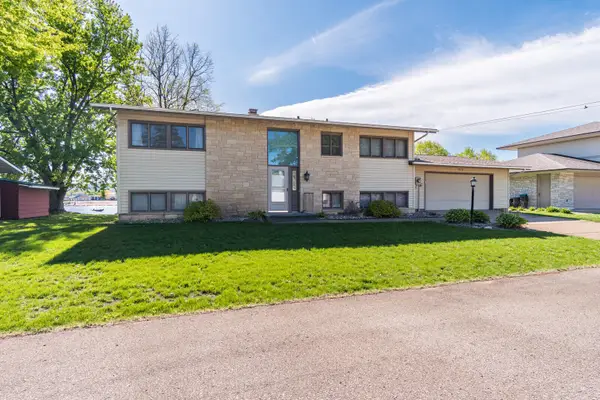 1812 Nakomis Ave, Campbell, WI 54603