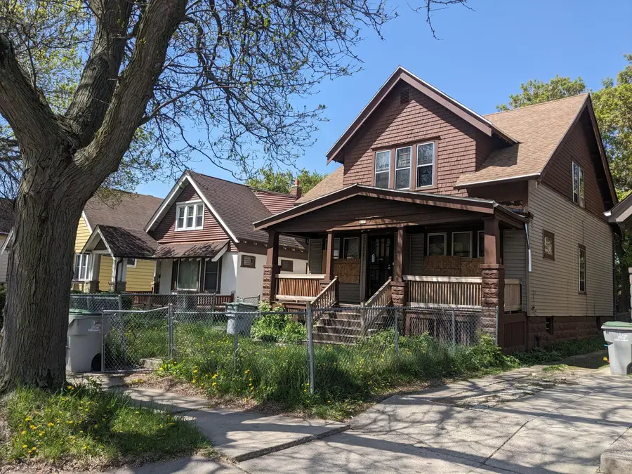 3737 N 24th Pl, Milwaukee, WI 53206 - #2