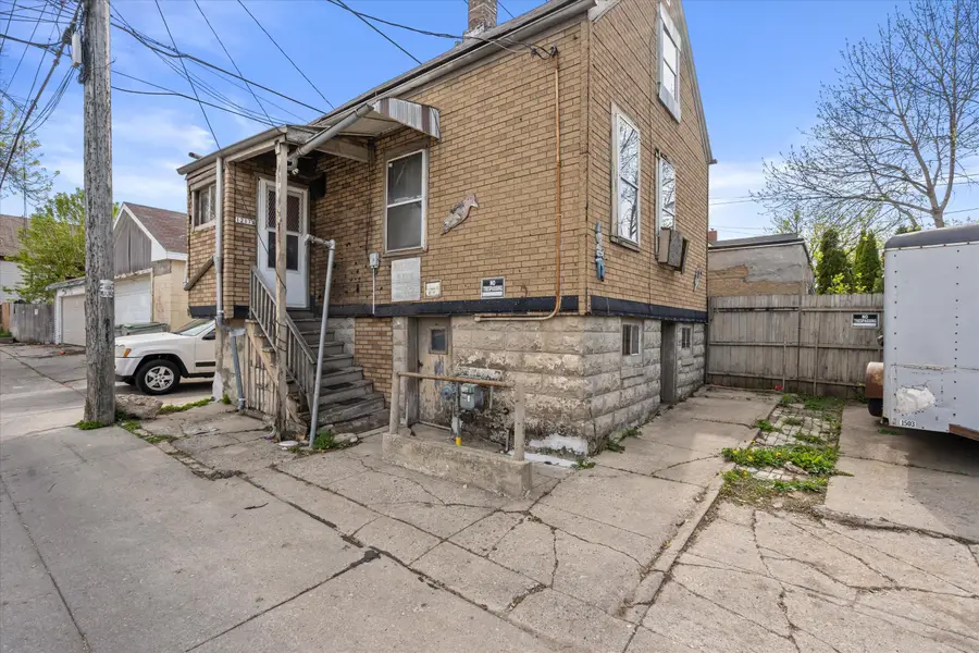 1217-1219 W Orchard St, Milwaukee, WI 53204 - #2