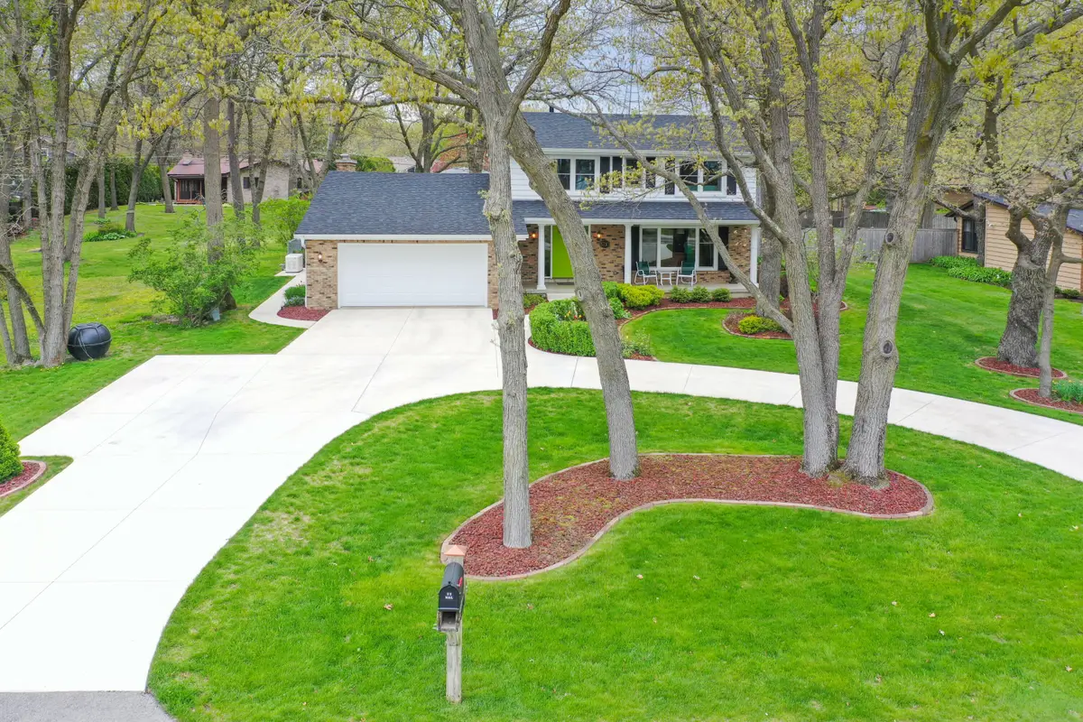 8710 Lakeshore Dr, Pleasant Prairie, WI 53158 - #1