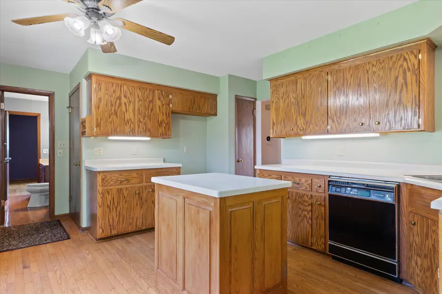 1135 Country Highlands Dr, Richfield, WI 53033 - #3