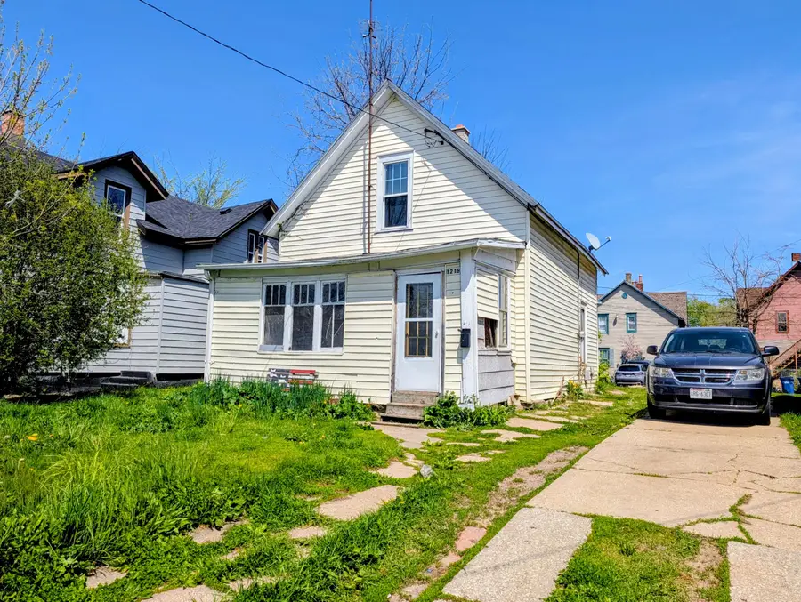 1219 Racine St, Racine, WI 53403 - #2