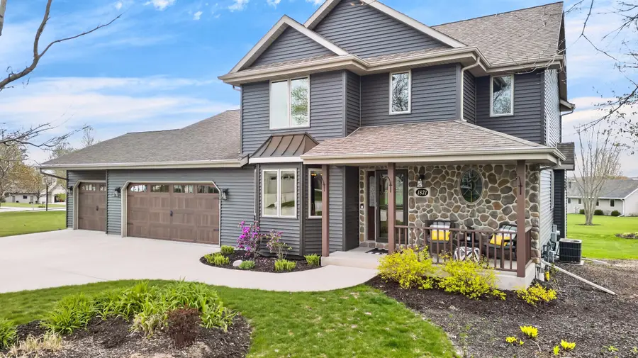 1831 Mapletree Rd, Howards Grove, WI 53083 - #2