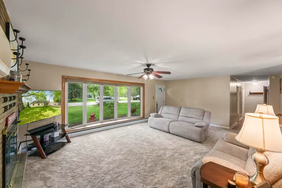 251 S Main St, Dousman, WI 53118 - #3