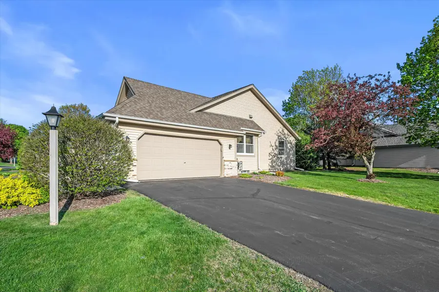 N114W15947 Hilbert Ln, Germantown, WI 53022 - #2