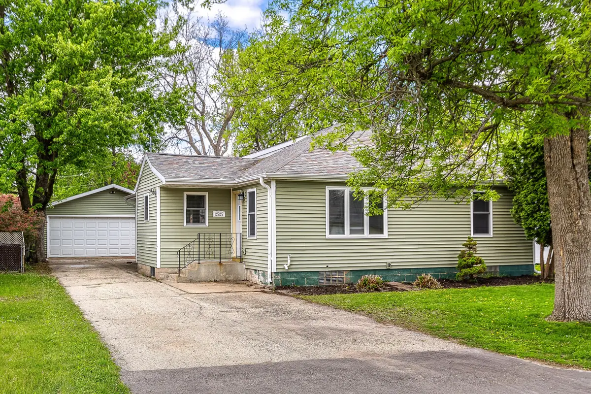 2525 Hass St, La Crosse, WI 54601 - #1