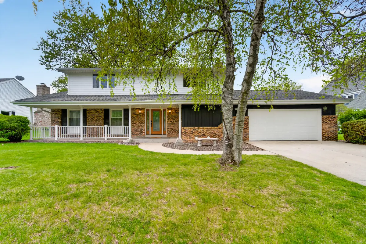 12613 N Jonquil Ct, Mequon, WI 53092 - #1