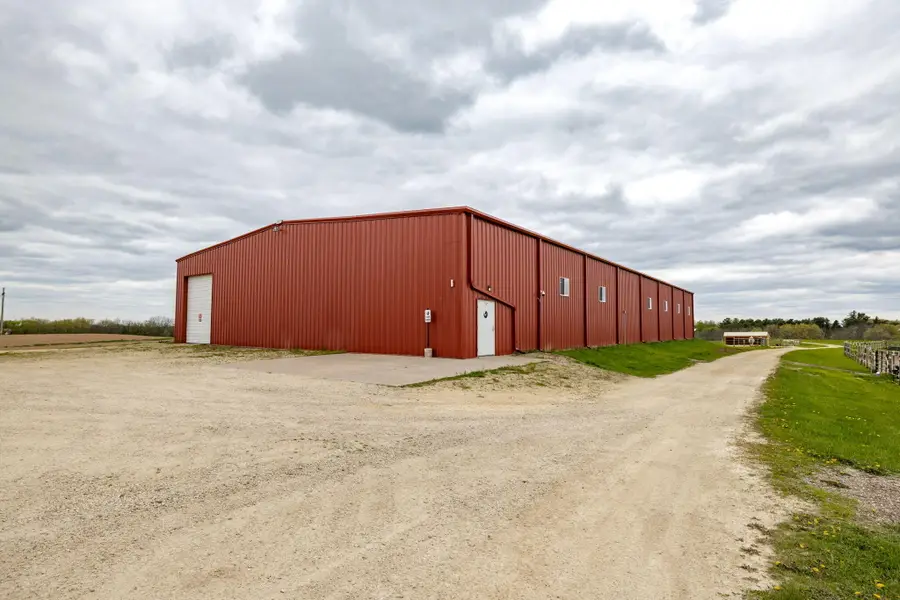 W4102 Ober Rd, Greenfield, WI 54623 - #3