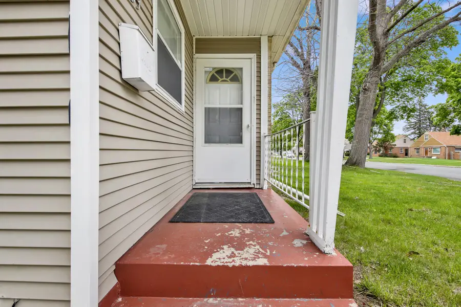 4533 N 68th St, Milwaukee, WI 53218 - #2