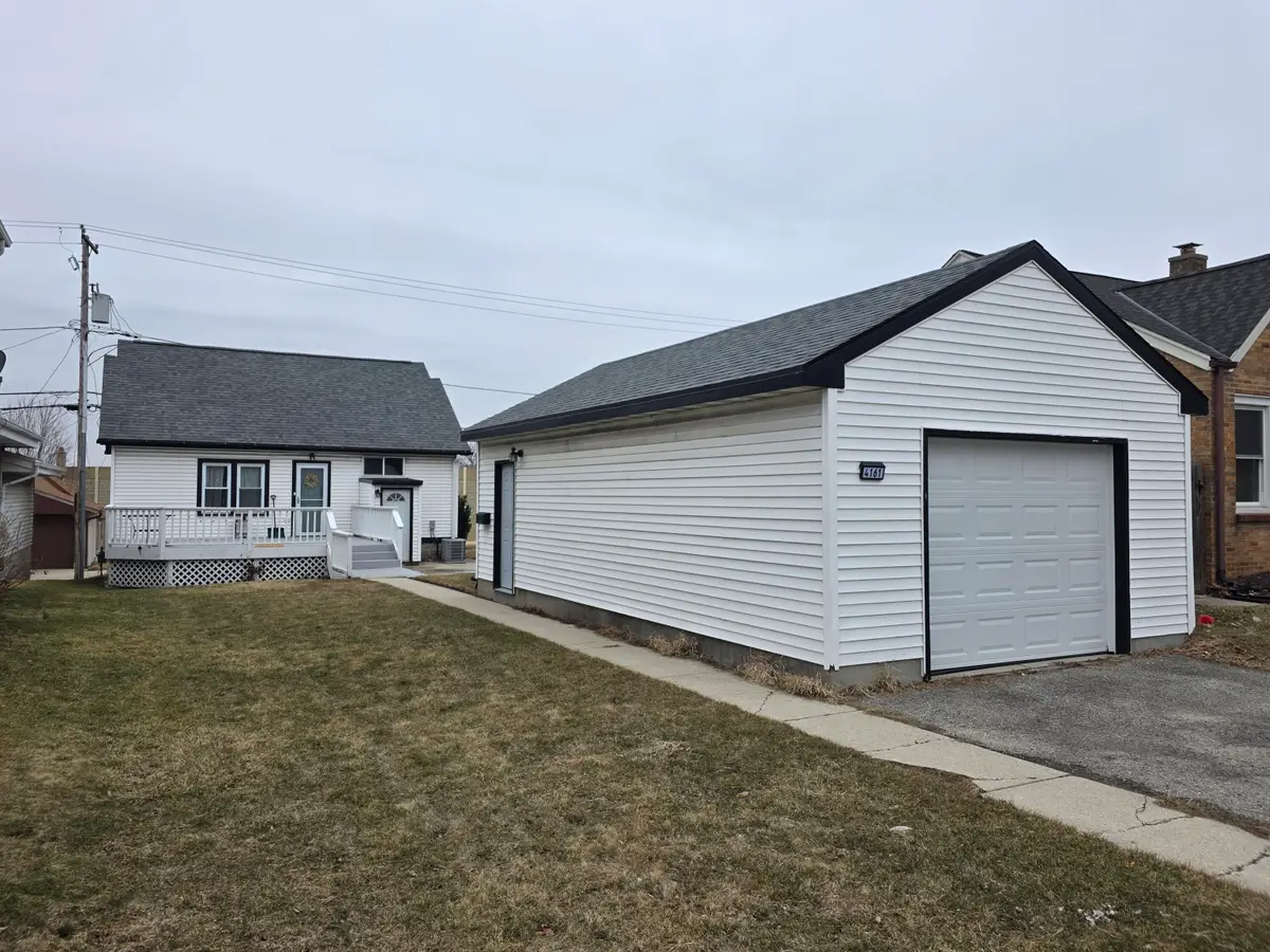 4161 S 3rd St, Milwaukee, WI 53207 - #1