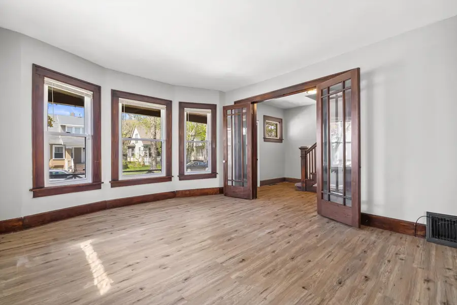1529 Thurston Ave, Racine, WI 53405 - #3