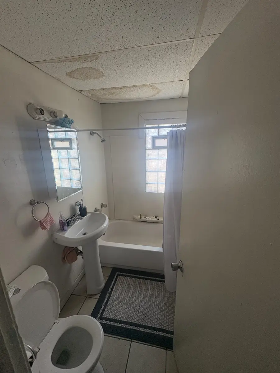 5281 N 28th St, Milwaukee, WI 53209 - #3