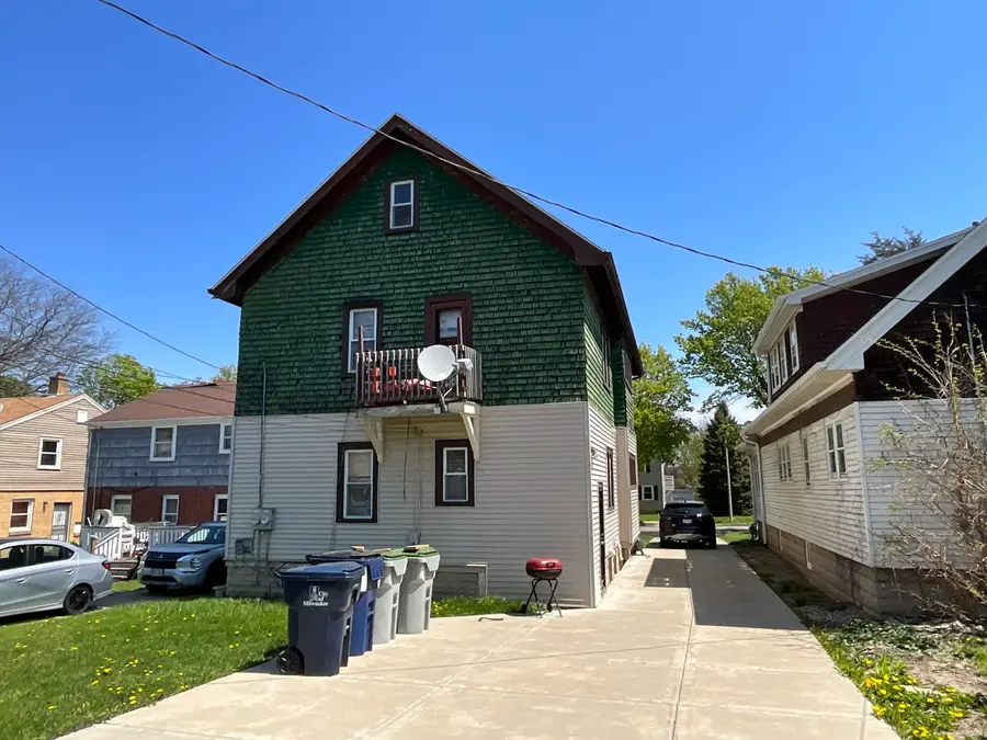 3035 N 60th St, Milwaukee, WI 53210 - #3