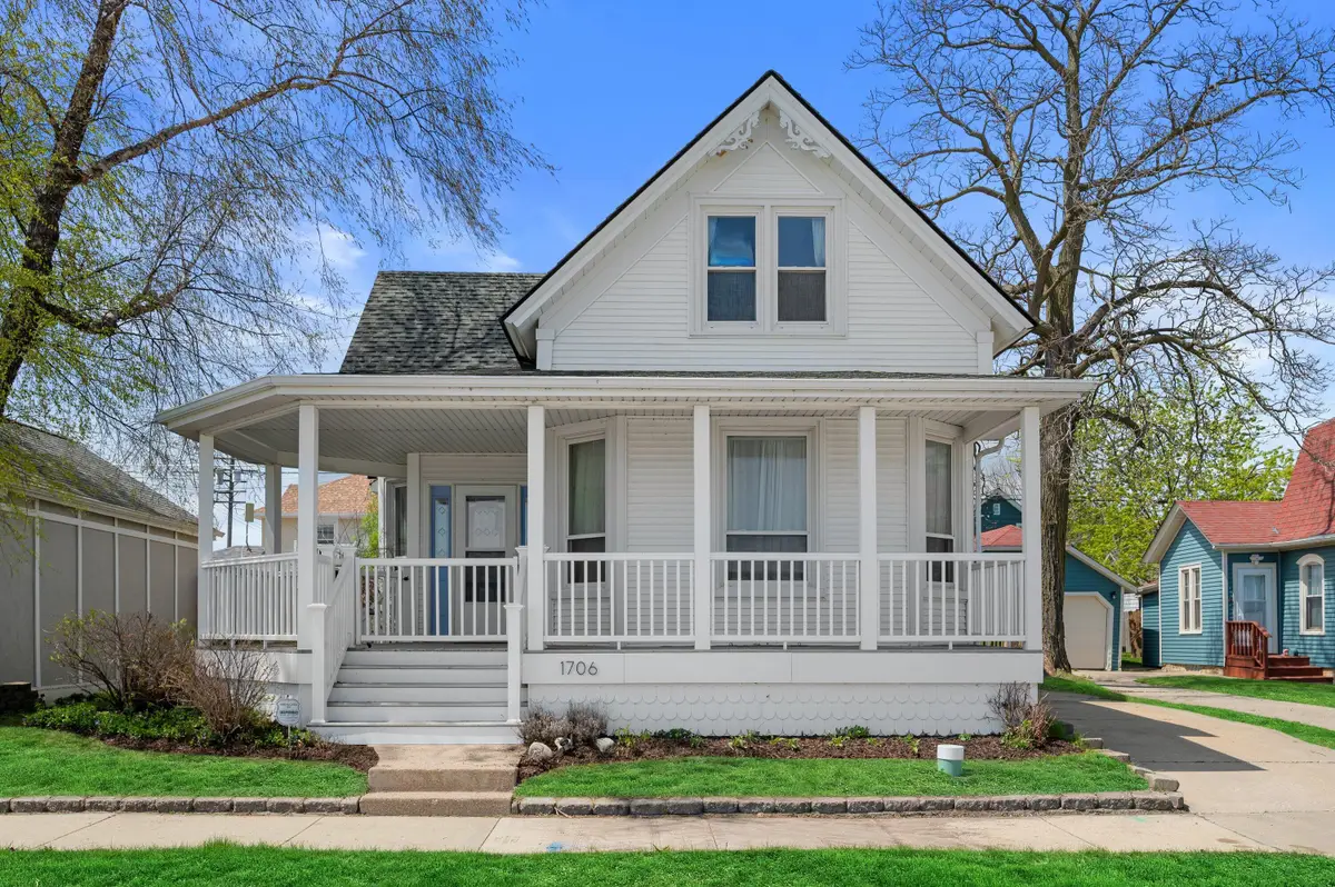 1706 Michigan Blvd, Racine, WI 53402 - #1