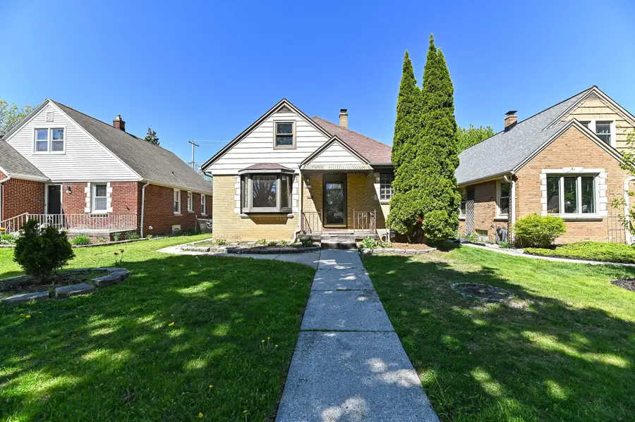3015 N 87th St, Milwaukee, WI 53222 - #2