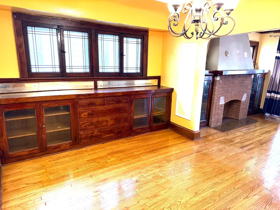 1350 N 55th St, Milwaukee, WI 53208 - #3