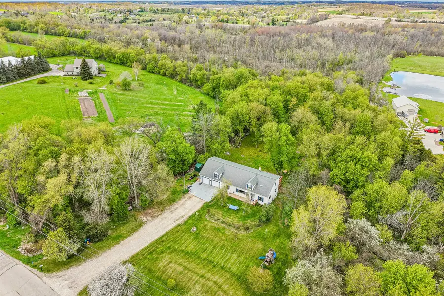 5530 Beaver Dam Rd, Wayne, WI 53090 - #2