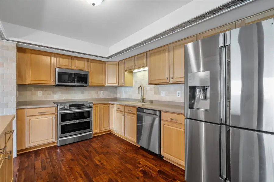 415 N Lake St, Port Washington, WI 53074 - #2