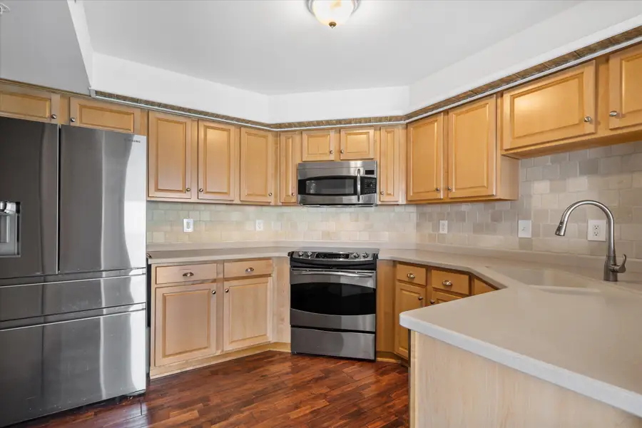 415 N Lake St, Port Washington, WI 53074 - #3