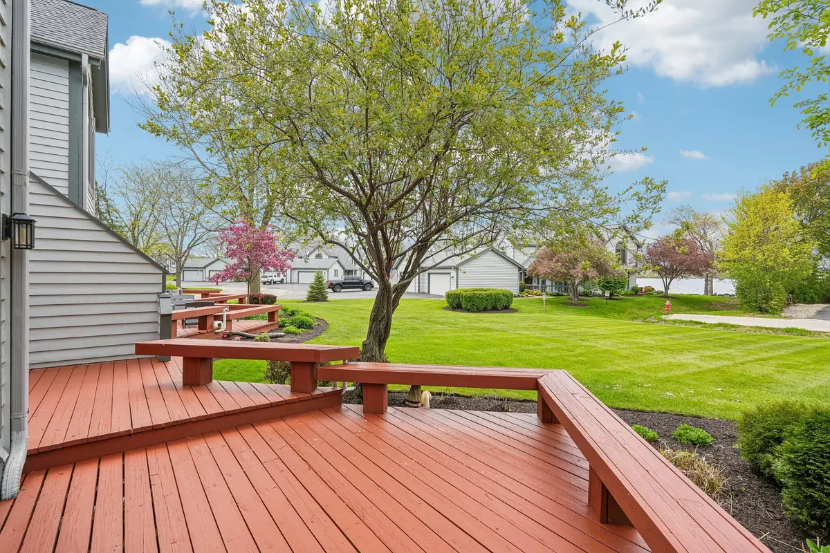 W176S7494 Harbor Cir, Muskego, WI 53150 - #1