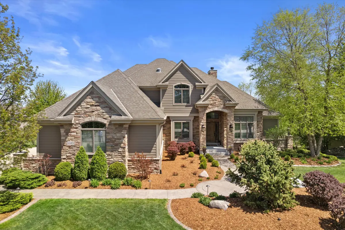 6140 S Conservancy Dr, New Berlin, WI 53151 - #1