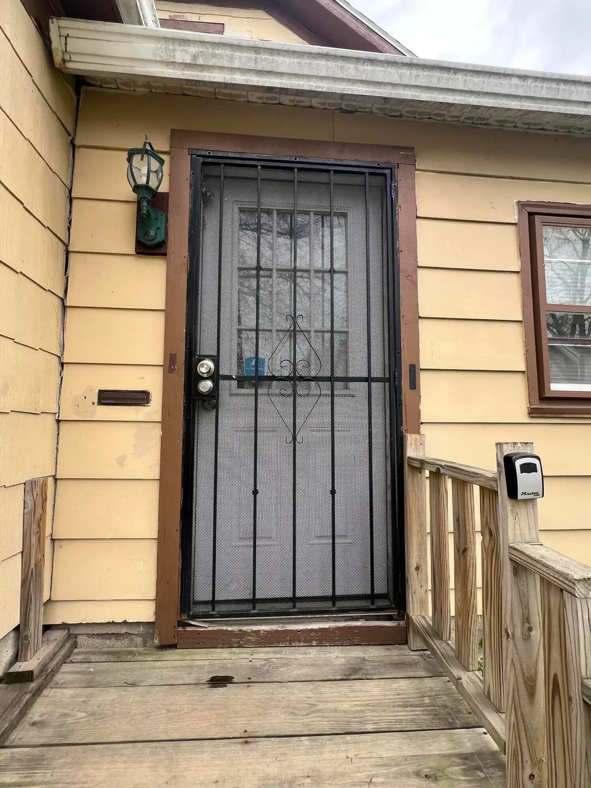 3757 N 36th St, Milwaukee, WI 53216 - #1