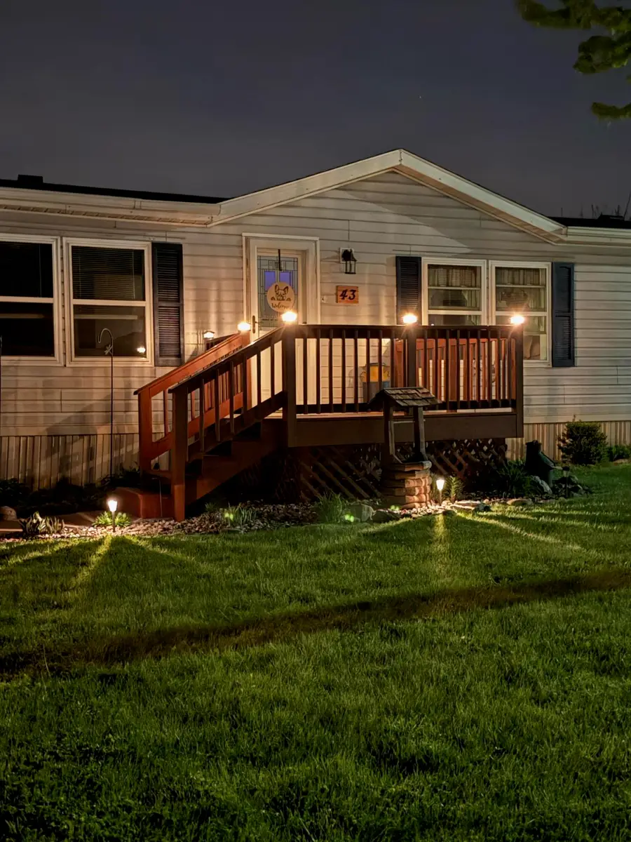 105 Aztanlan St, Johnson Creek, WI 53038 - #3