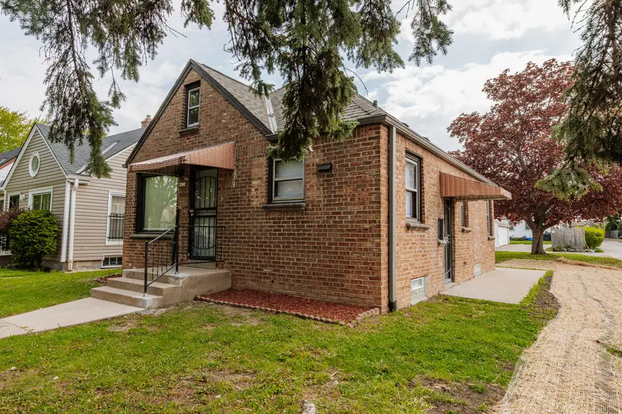 4234 N 29th St, Milwaukee, WI 53216 - #3