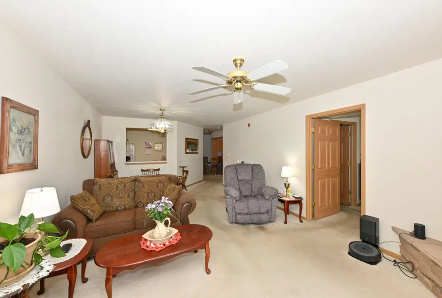 923 Prestwick, Waterford, WI 53185 - #3