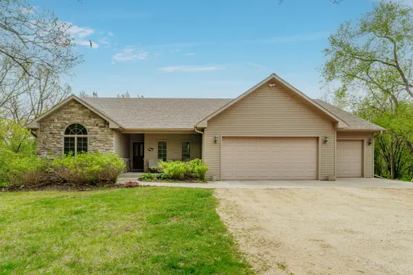 W8797 Lake Lorraine Rd, Richmond, WI 53115