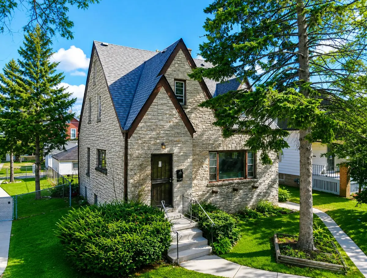 3444 N 41 St, Milwaukee, WI 53216 - #1