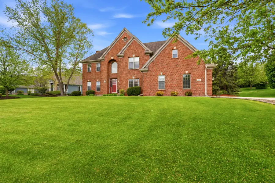 N36W22663 Long Valley Rd, Pewaukee, WI 53072 - #3