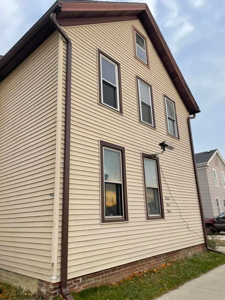625 S 14th St, Sheboygan, WI 53081 - #1