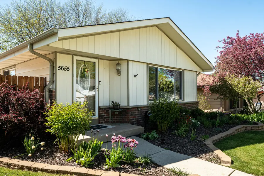 5655 S 25th St, Milwaukee, WI 53221 - #2