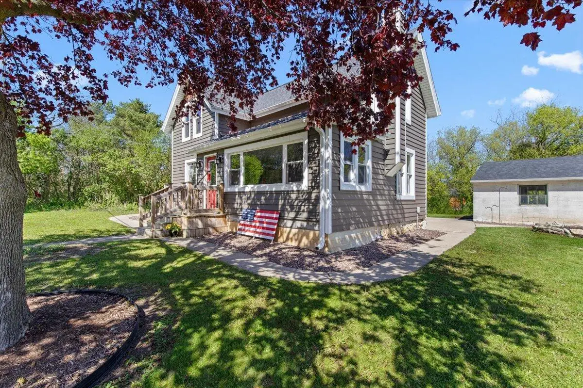 W301N9546 O Neil Rd, Merton, WI 53029 - #1