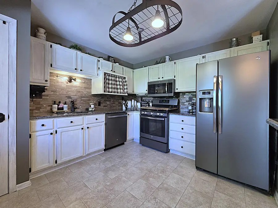 478 Park Ave, Burlington, WI 53105 - #2