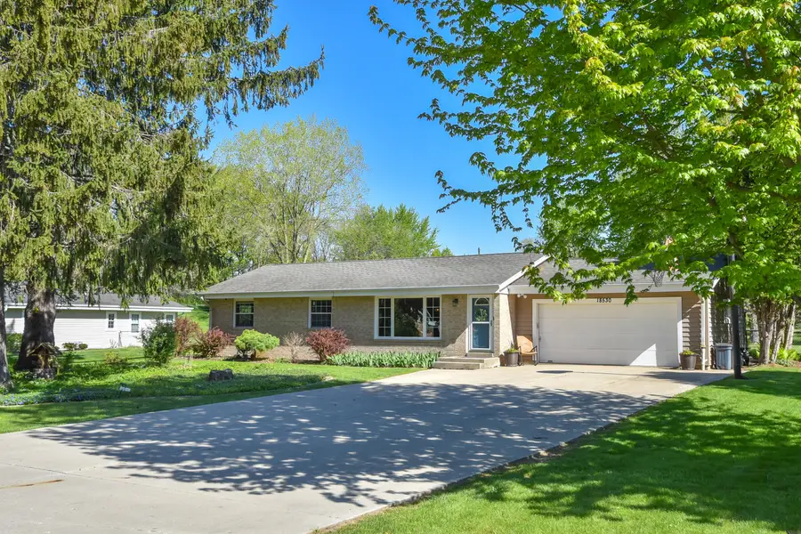 18530 Arden Ave, Brookfield, WI 53045 - #2