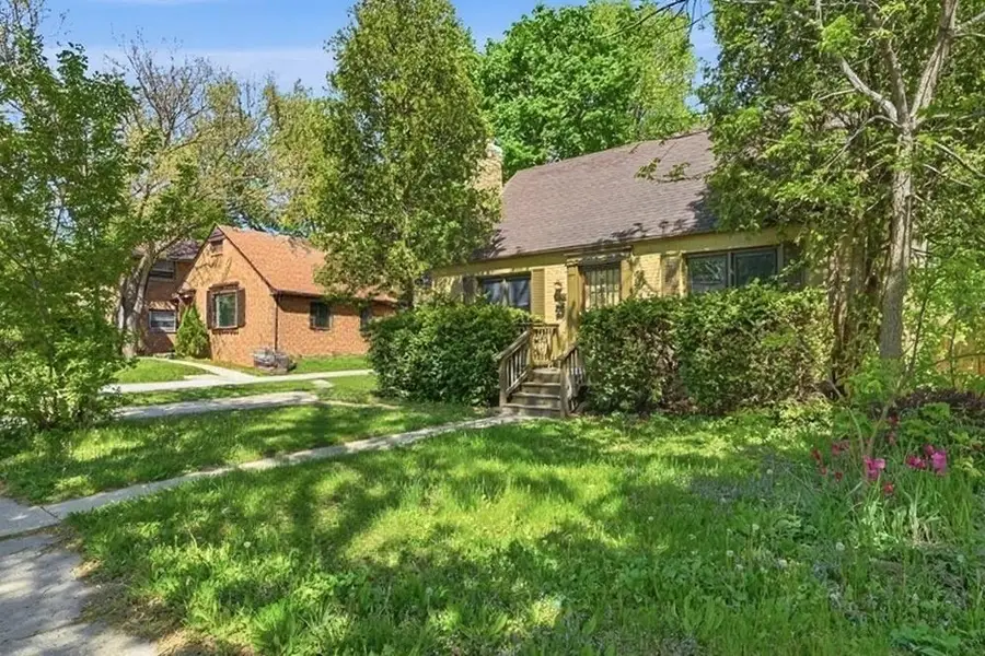 5334 N 51st Blvd, Milwaukee, WI 53218 - #2