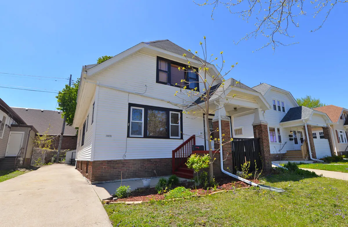 2931 Olive St, Racine, WI 53403 - #1