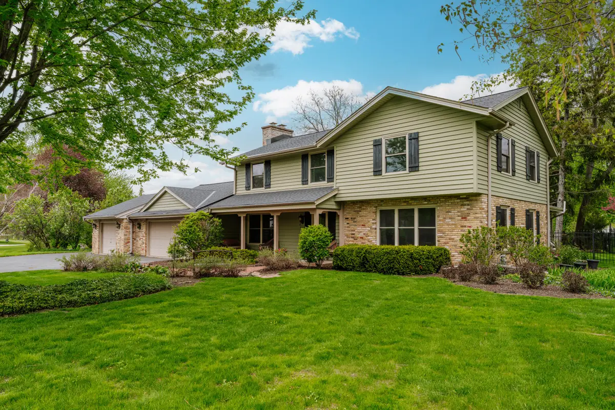 18360 Tilton Ln, Brookfield, WI 53045 - #1